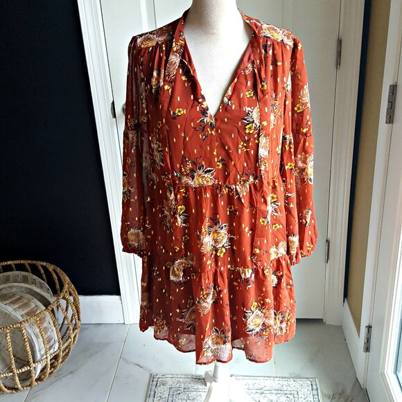 NWT! LUXOLOGY Boho FLORAL DRESS SZ M - Picture 1 of 5